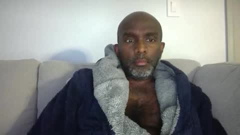 chenthu1979 online show from April 13, 11:25 am