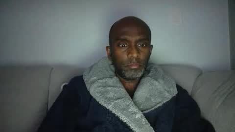 chenthu1979 online show from April 30, 11:26 am