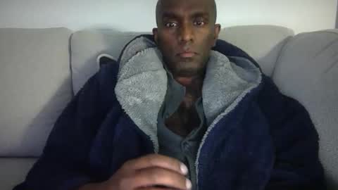 chenthu1979 online show from April 23, 11:29 am