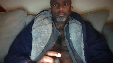 chenthu1979 online show from March 16, 11:25 am