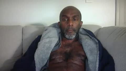 chenthu1979 online show from April 18, 11:23 am