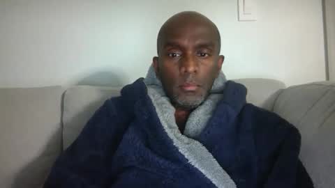 chenthu1979 online show from April 26, 10:46 am