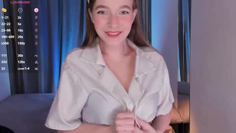 Snapshot of cheril_lady chatting on October 14, 10:18 am  Cheril  follow me  online show from October 14, 10:18 am
