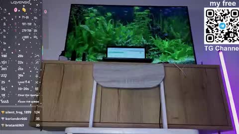 Vanessa Ray  STREAMING TIME everyday of the week  -  German time. except Saturday online show from October 11, 10:20 am