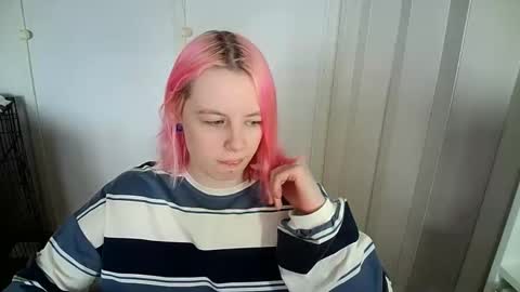 cherrybaby_0 online show from April 20, 5:54 am