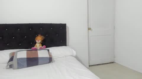 cherryblossom_23 online show from July 1, 2:53 am