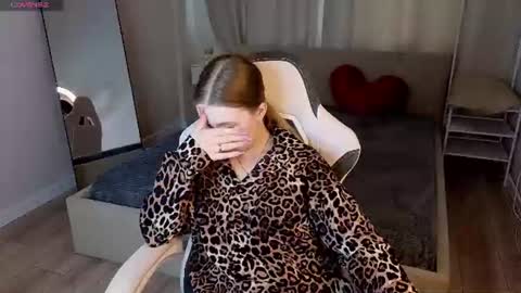 Cherryyy Bliss online show from July 18, 1:40 am