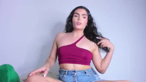 Snapshot of cheryl_blossom69 chatting on September 17, 3:32 am Mafe 3 online show from September 17, 3:32 am