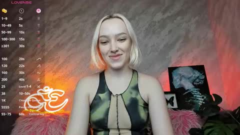 Cheryl online show from February 2, 10:50 pm