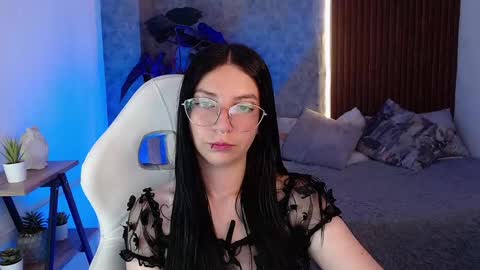 Chiara online show from March 4, 11:11 pm