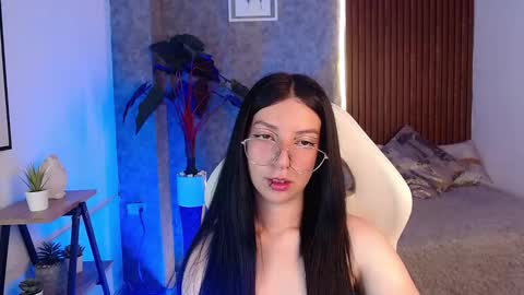 Chiara online show from March 6, 8:37 pm