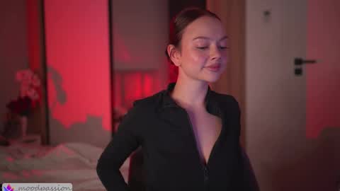 chillwithstacy online show from October 5, 8:38 pm