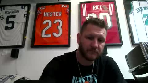 chitownstud84 online show from April 11, 5:12 am