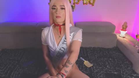 Chloe online show from November 26, 6:43 am