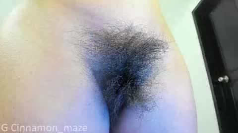 Snapshot of chloe_mazee chatting on March 2, 5:04 pm Chloe Maze online show from March 2, 5:04 pm