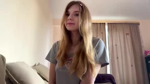 hloe online show from March 2, 1:07 pm