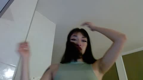 Snapshot of chloe_snoww chatting on September 9, 4:45 am cloes  online show from September 9, 4:45 am