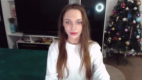 Snapshot of chloe_sunny chatting on December 28, 3:26 pm Chloe online show from December 28, 3:26 pm