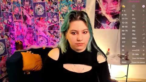 Snapshot of chloebloss0m chatting on October 23, 3:19 am Boni online show from October 23, 3:19 am