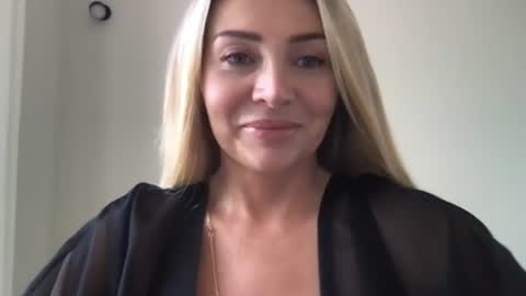 Chloe online show from July 2, 1:49 pm
