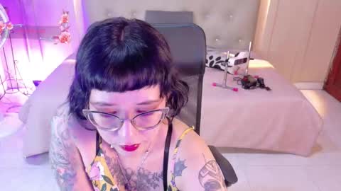 Chloe rosse online show from February 5, 7:50 pm