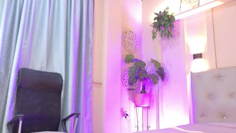 Chloe rosse online show from December 2, 1:15 am