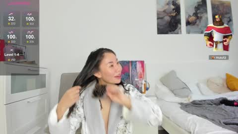 ChloeTaya online show from February 28, 8:29 am