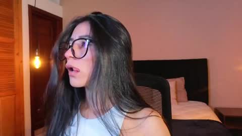 ChloeTurner  online show from April 13, 8:35 pm