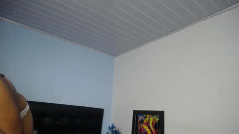 chloewills_ online show from January 16, 1:09 pm