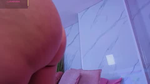 Chlooe online show from December 4, 2:22 am