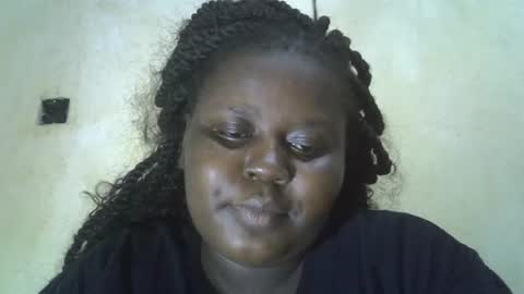 Paula online show from August 4, 3:30 pm