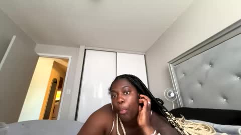 lightchocolate online show from April 24, 6:54 pm