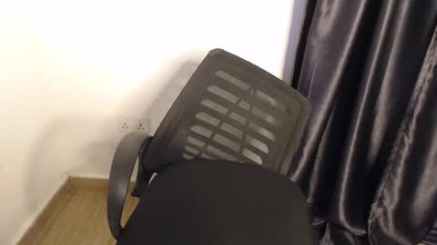 zi online show from October 15, 6:31 pm