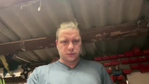 Chris online show from December 7, 6:15 am