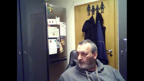Snapshot of chris250268 chatting on February 6, 6:56 pm Chris online show from February 6, 6:56 pm