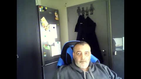Chris online show from June 5, 7:58 am