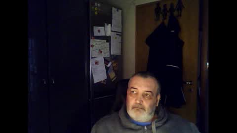 Snapshot of chris250268 chatting on February 23, 6:38 am Chris online show from February 23, 6:38 am