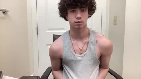 chris_baker1 online show from April 16, 3:50 am