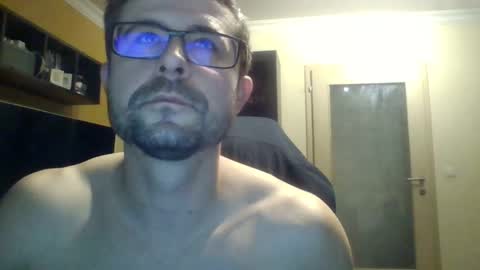 chris_cum4u online show from December 23, 5:11 pm