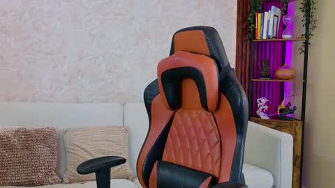 chris reilly online show from December 3, 7:58 pm