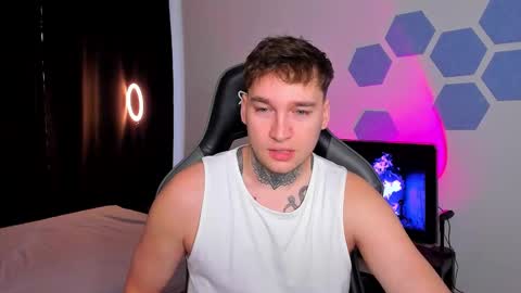 Chris Tyson online show from November 28, 7:48 am