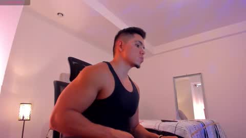 chrismorgan24 online show from February 16, 3:21 pm