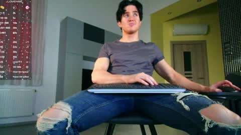 UPVOTE ME ------  ILL DO SOMETHING FOR FREE online show from May 15, 8:34 am