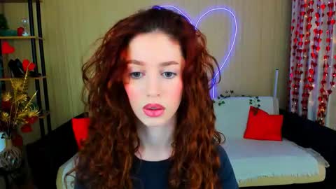 christinaconteeree online show from March 23, 3:33 am