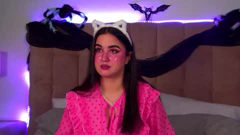 Christina online show from November 1, 6:40 pm