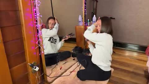 Christina Sage online show from June 17, 3:44 am