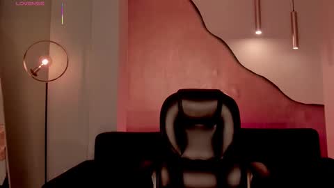 Christine Ford online show from December 2, 3:32 pm