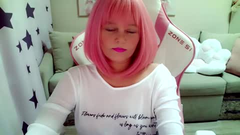 Christi online show from November 6, 7:00 am