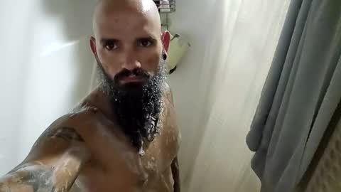 christophermcdonald49 online show from April 23, 9:39 am