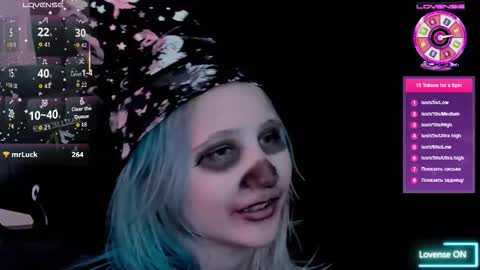 christyw3b online show from November 12, 2:03 am